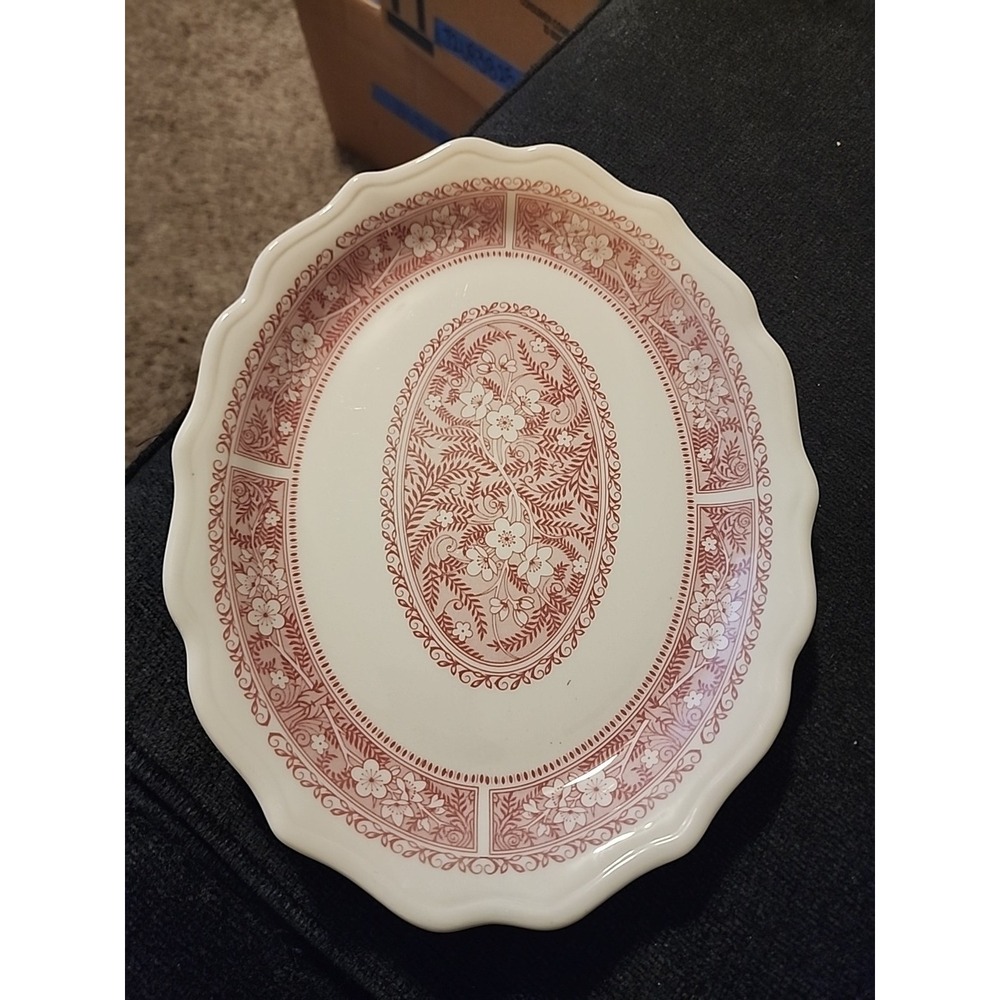 Syracuse China Oval Scalloped 9" x 11 3/4"‎ Plate Strawberry Hill.